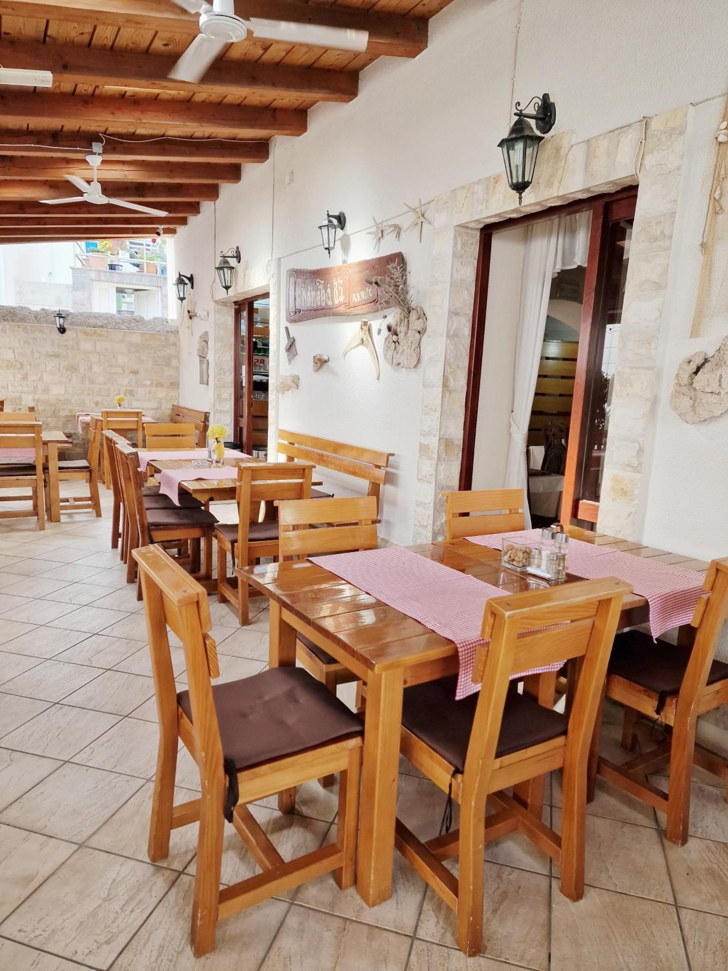 Villa Palcic II Novalja Buitenkant foto